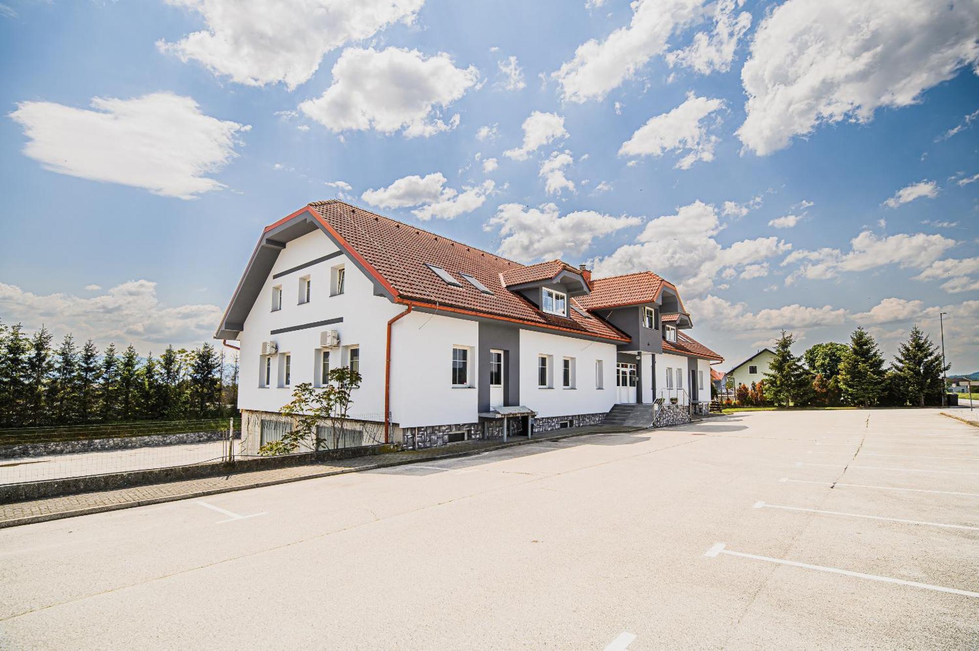 Apartment Rimljancek Leskovec pri Krskem Eksteriør billede
